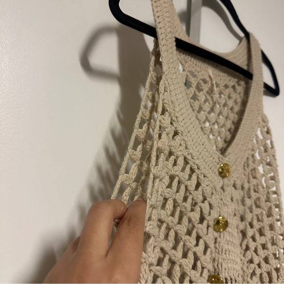 Free People Tan Crochet Sweater Top Vest with Gold Buttons Size Medium - Picture 6 of 9